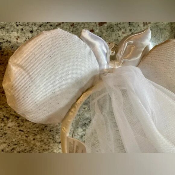 NWT Disney Minnie Mouse Wedding Veil Ears Bride Bridal White Headband main image 6
